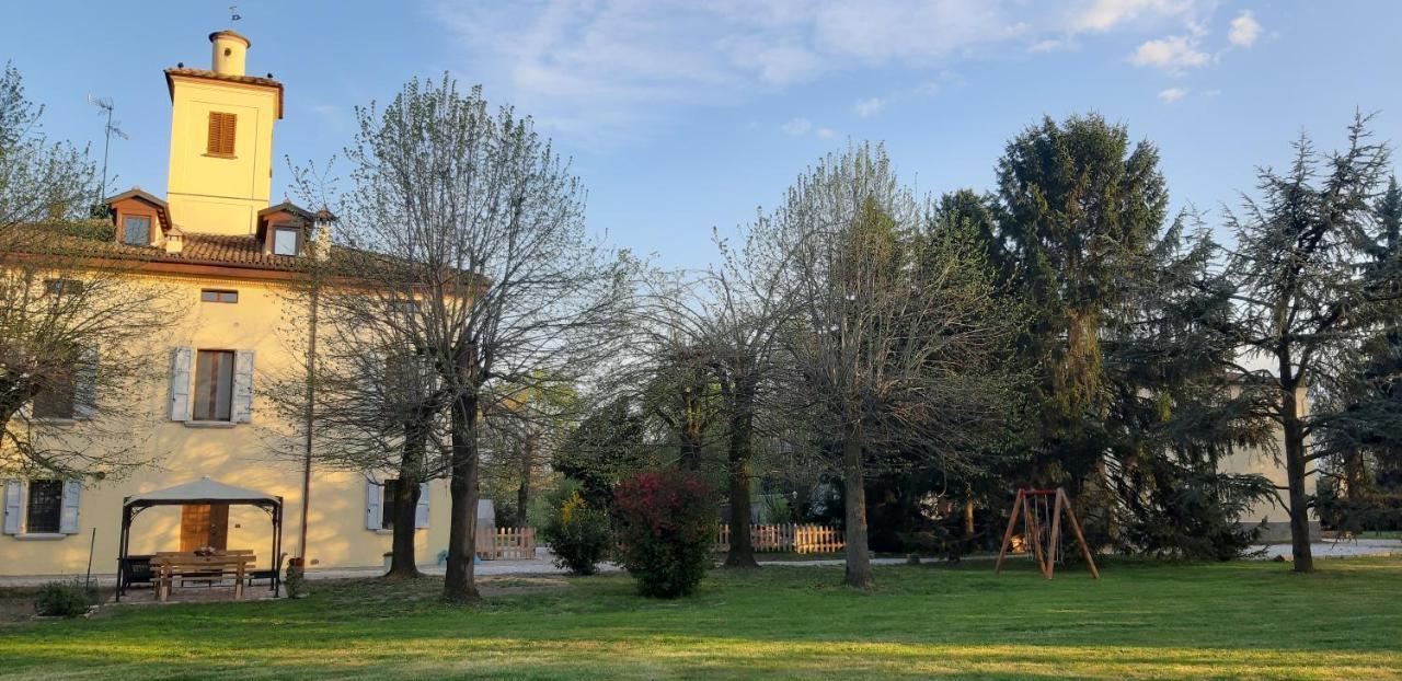 La Torre Di Longara Calderara di Reno Exterior foto